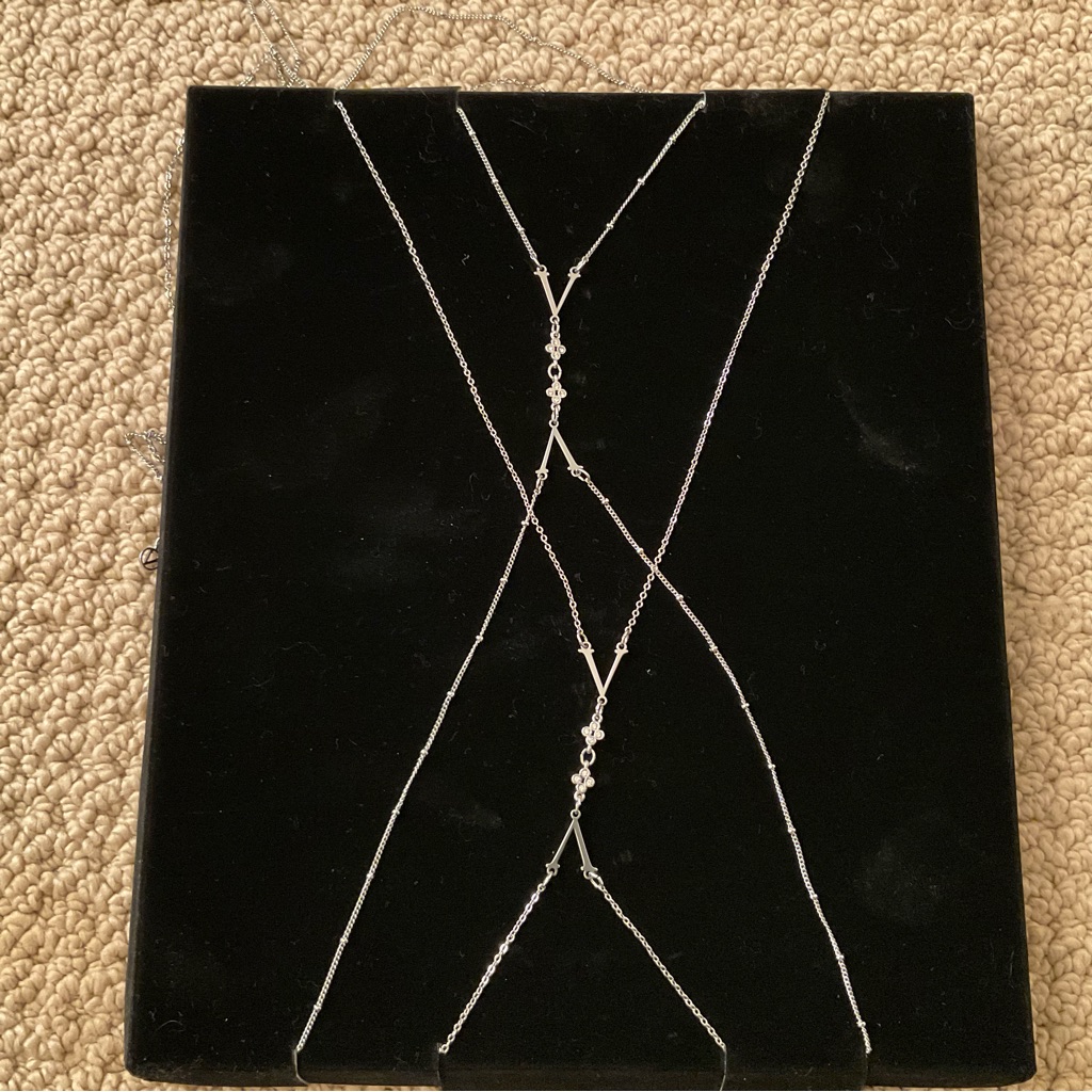 Victorias Secret Silver Body Jewelry 25$